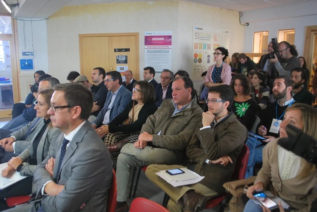 Un momento de la visita del consejero de empleo a Soria este viernes. / SN