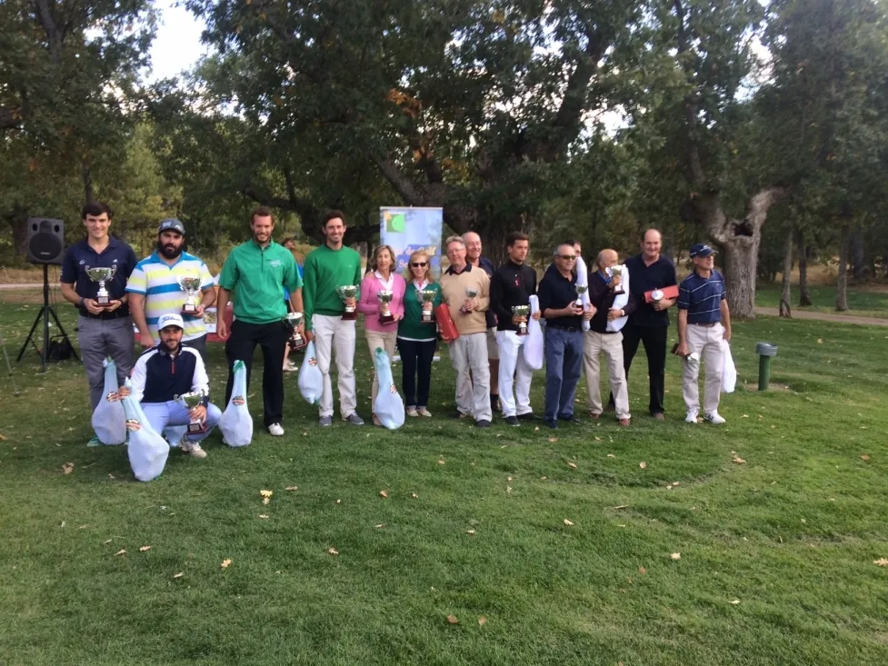 Ganadores del trofeo de San Saturio. /CGS