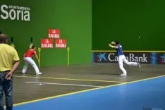 Imagen de la final del trofeo de pelota San Saturio. /SN