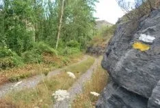Ruta por el cañón del río Val.