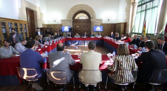 Una imagen de la sesión celebrada este viernes en Los Condes de Gómara. / SN