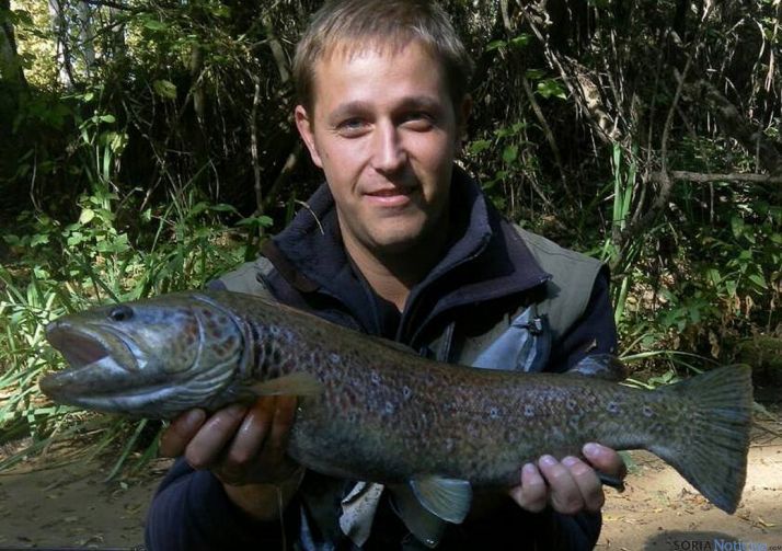 De Diego, con una de sus capturas./MdD