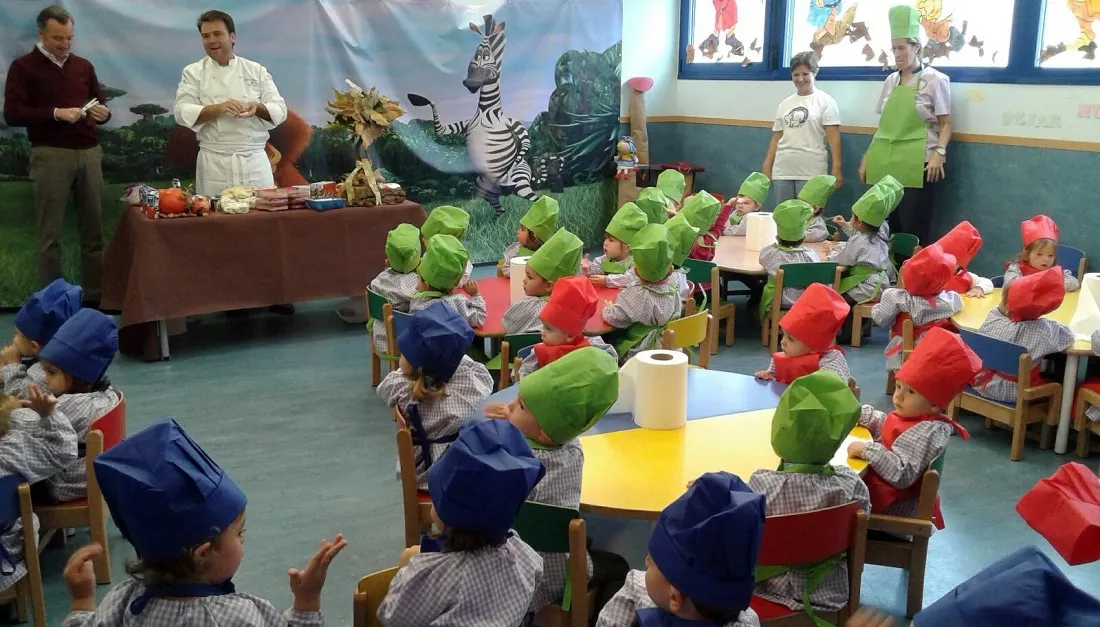 Cocina para peques en el centro.