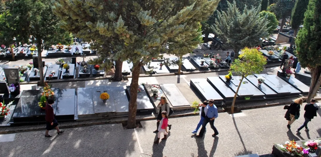 Una imagen del cementerio este martes 1. / SN