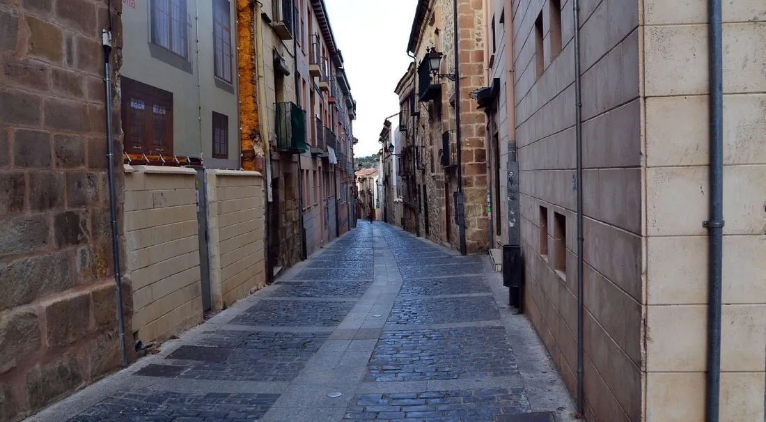 Una de las calles del Casco viejo./SN