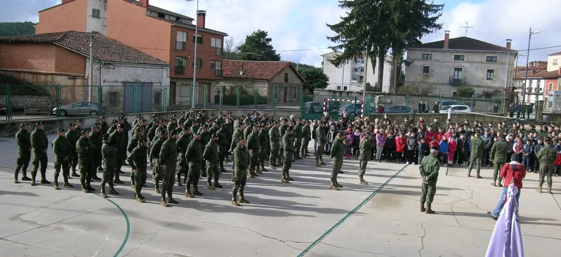 El acto central en el colegio de Navaleno./Subdelg.