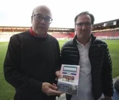 Imagen de la presentación del libro. / SN