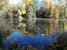 Las orillas del río a su paso por la capital. SN