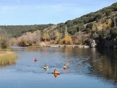 Las orillas del río a su paso por la capital. SN