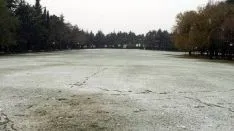 Estampa de la nieve este miércoles en la capital./SN