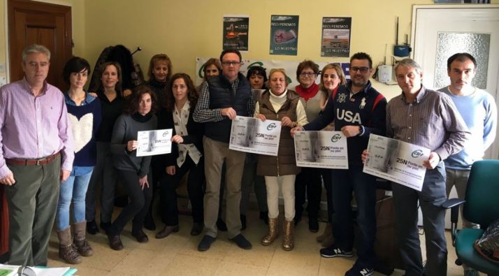 Miembros de CSI-F en Soria ante esta jornada reinvidicativa. 