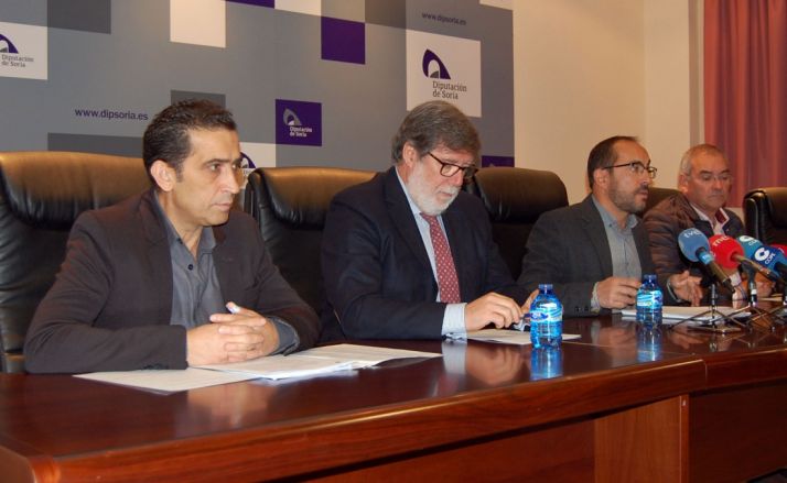 Andrés (izda.), Aparicio, Rey y Angulo este viernes en rueda de prensa. / Dip.