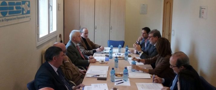 Reunión entre FOES y el Consejo Social de la UVa. / FOES