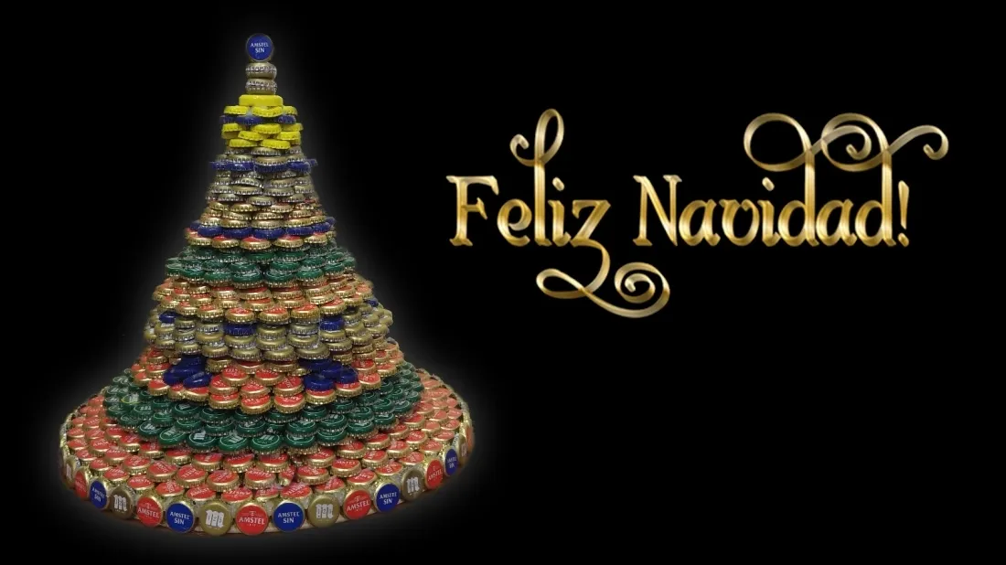 Singular árbol de Navidad en Martialay.
