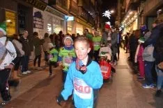 Una de las imágenes que dejan la última carrera del año en la capital. / SN