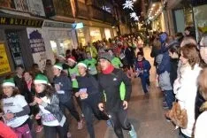 Una de las imágenes que dejan la última carrera del año en la capital. / SN