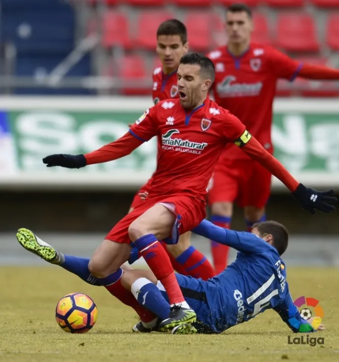 Julio recibe una fea entrada. LFP