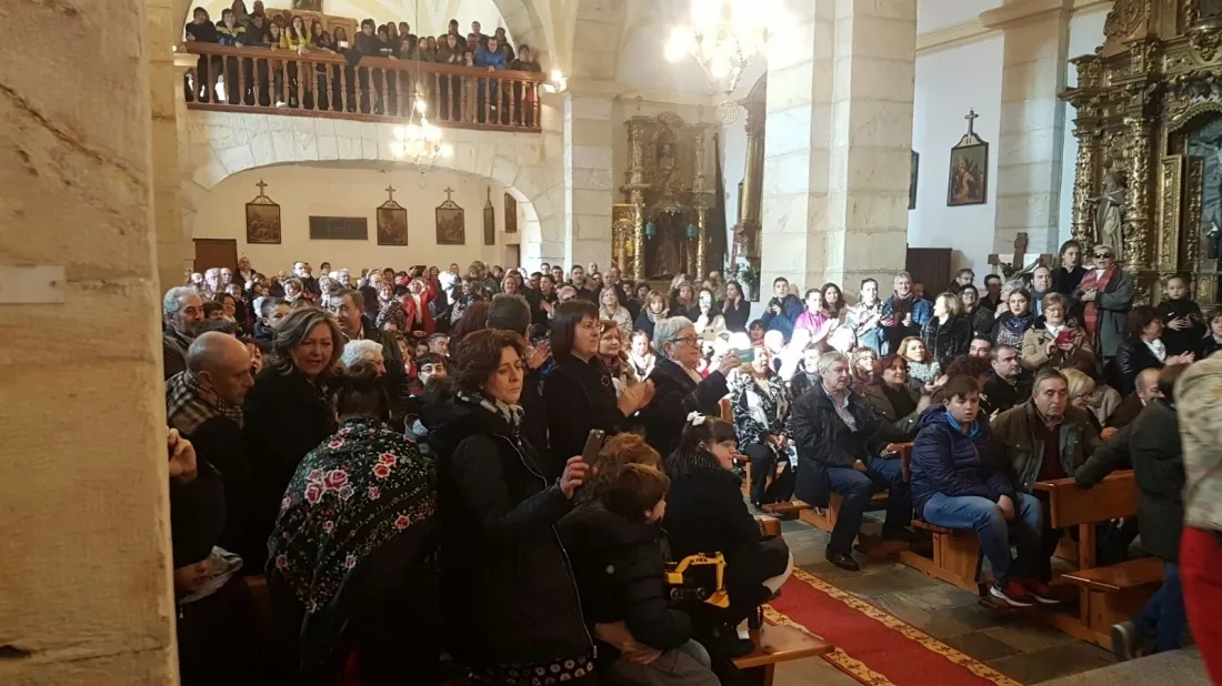 Imágenes de las danzas de paloteo/ SN