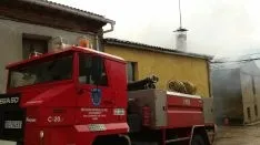 Los bomberos de San Leonardo en el lugar./SN