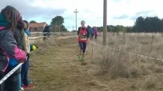 Juegos populares de campo a través en Los LLamosos.