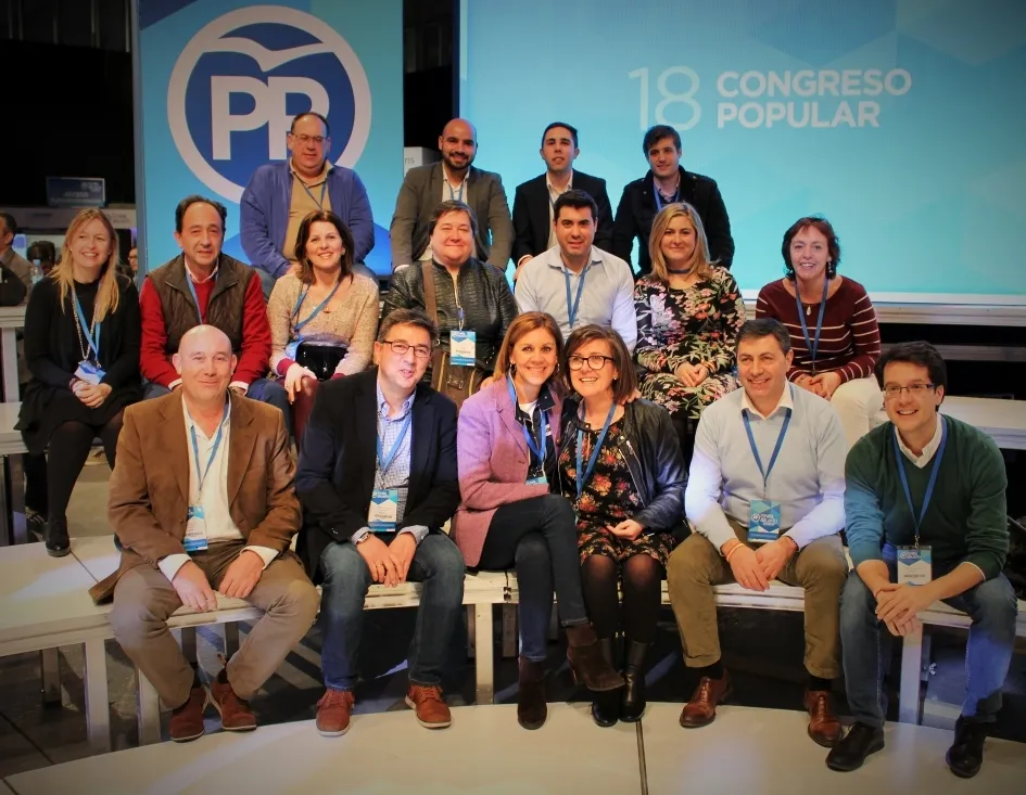 Representantantes del PP de Soria con Mª Dolores de Cospedal.