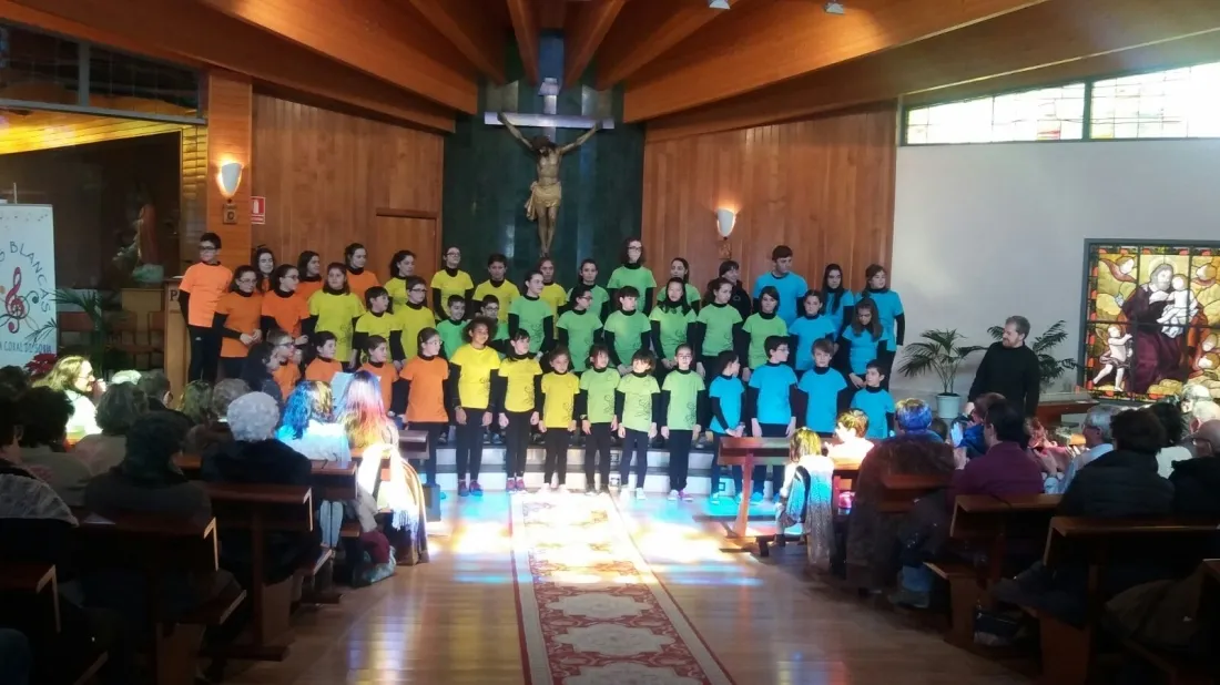 Foto 2 - Concierto de coros infantiles en la parroquia de San Jos&eacute;