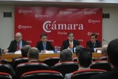 Imagen del encuentro este jueves en la Cámara. /SN