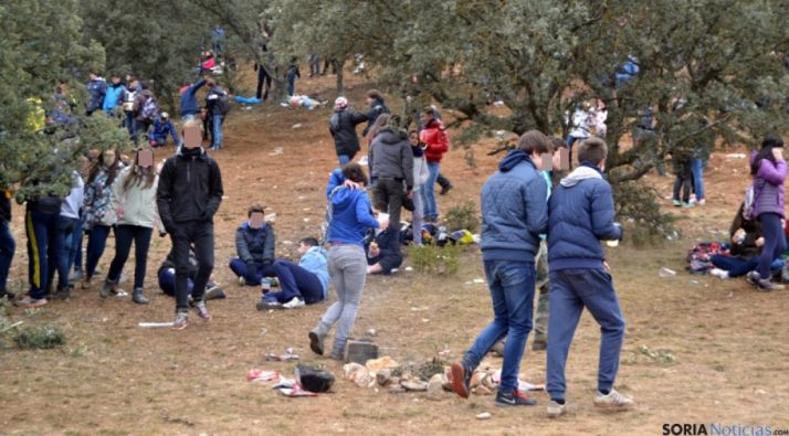 Jóvenes en el Jueves Lardero en una imagen de archivo. /SN