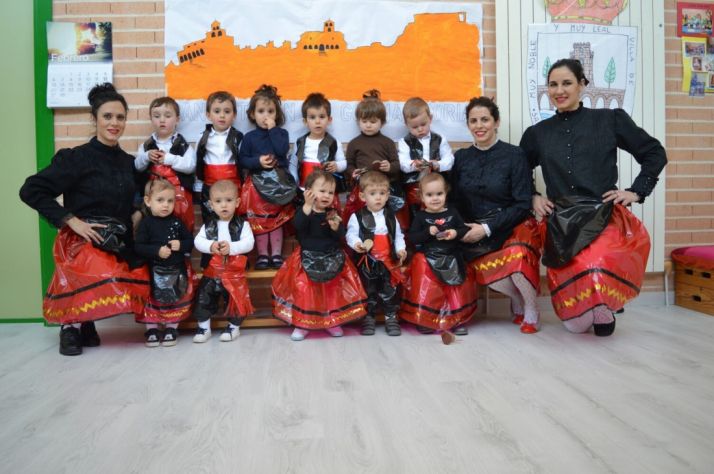 Los pequeños del E.E.I. La Alameda de San Esteban también celebran el carnaval