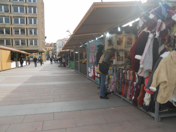 Feria de artesanía en el Espolón hasta el 12 de marzo