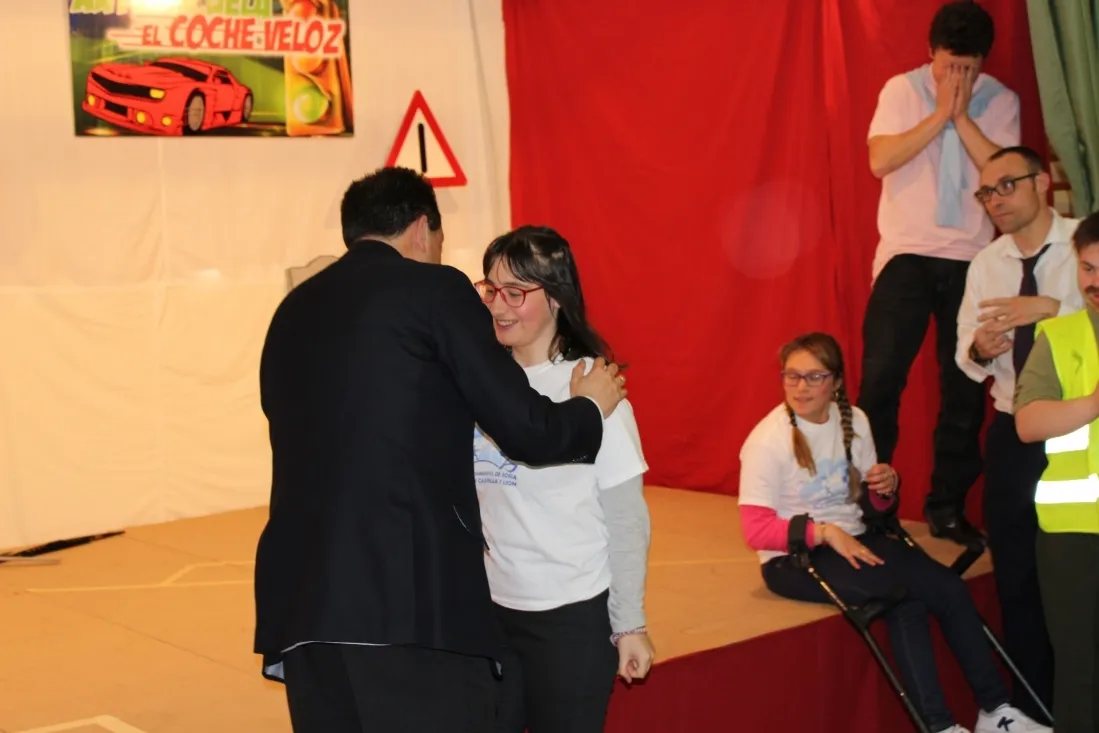 Imagen de la feliz jornada en el colegio este jueves. /Subdeleg.