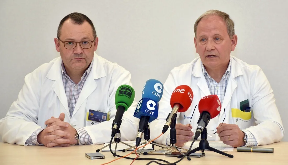 Los doctores Jon Gastelu-Iturri y Luis Lapuerta