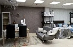 Nueva decoración del interior de Saldos Muñoz. /Patricia Lapresta