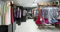 Nueva decoración del interior de Saldos Muñoz. /Patricia Lapresta