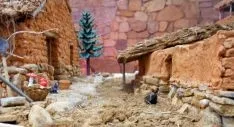 Un detalle de la maqueta en construcción./SN