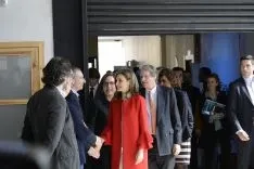 S. A. R. Doña Letizia saludando a las autoridades. /Patricia Lapresta