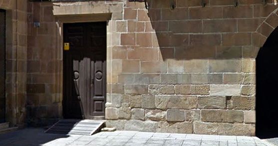 Imagen de la entrada al Registro Civil, en el Palacio de los Condes de Gómara./GM
