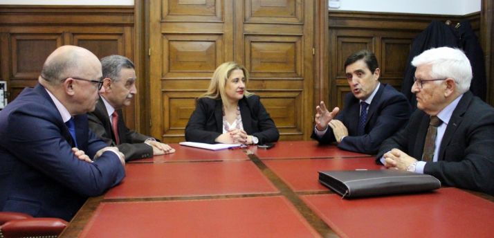 Barca (izda.), García, De Gregorio, Martínez y Ruiz Liso./Subdeleg.