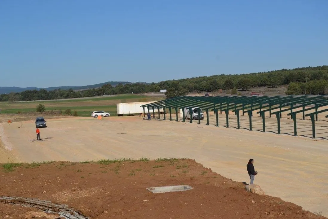Construcción cebadero de pollos de Abejar