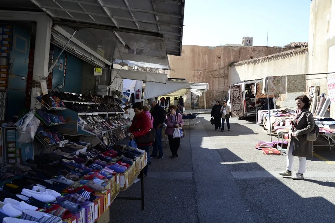 Imagen del mercadillo este jueves 6. /Patricia Lapresta