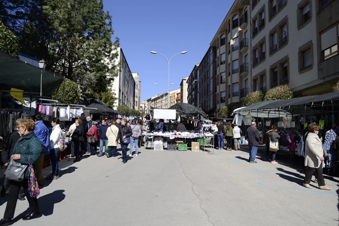 Imagen del mercadillo este jueves 6. /Patricia Lapresta