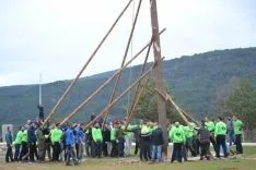 Pingadas de los mayos en Pinares