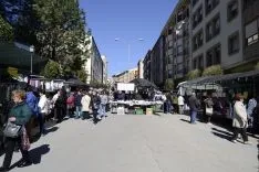 Imagen del mercadillo este jueves 6. /Patricia Lapresta
