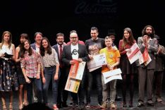 Jose y Crisitina de La Chistera junto a los finalistas de 2017.