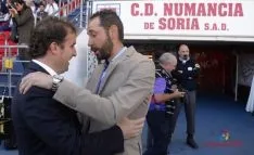 Machín y Arrasate antes del partido.