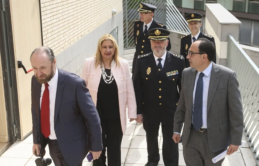 Un momento de la entrega de diplomas. /SN