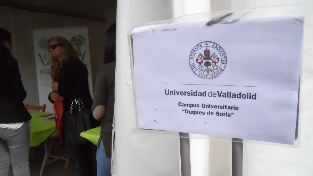 Una de las firmas presentes. /SN