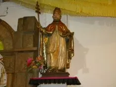 Imágenes del local de La Cruz y San Pedro/ SN