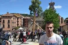 Pingadas de los mayos en Pinares