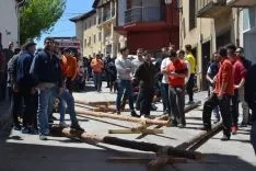 Pingadas de los mayos en Pinares